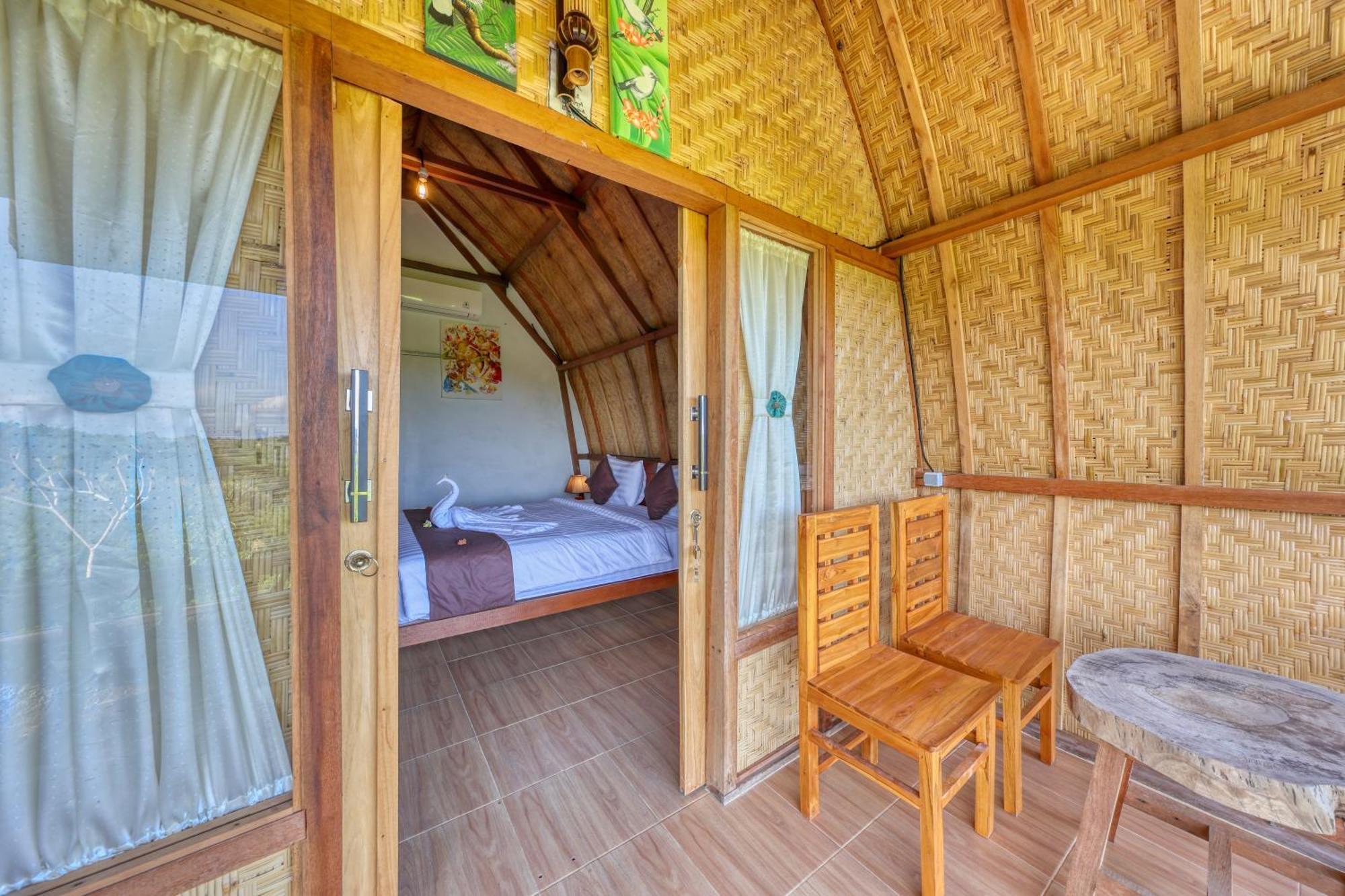 D Sebuluh Bungalow Batumadeg Екстериор снимка